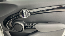 MINI Hatchback 1.5 Cooper II 5dr Petrol Hatchback